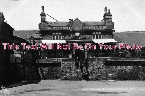 Cross scythes hotel - -,