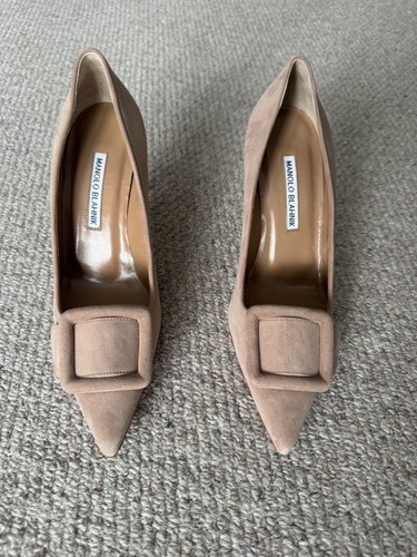 Manolo blahnik beige suede - manolo,