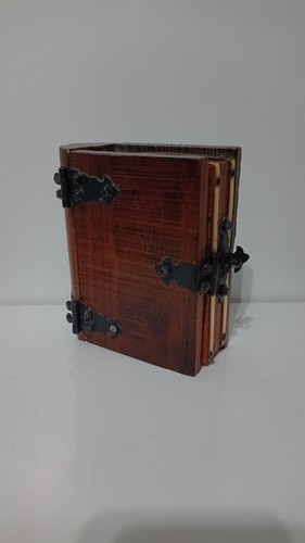 Vintage wooden storage box - wooden,