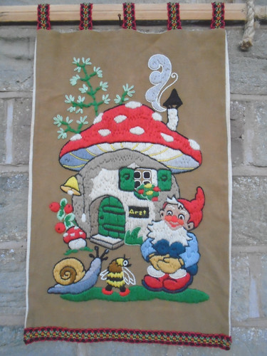 Large vintage kitsch wall - vintage,