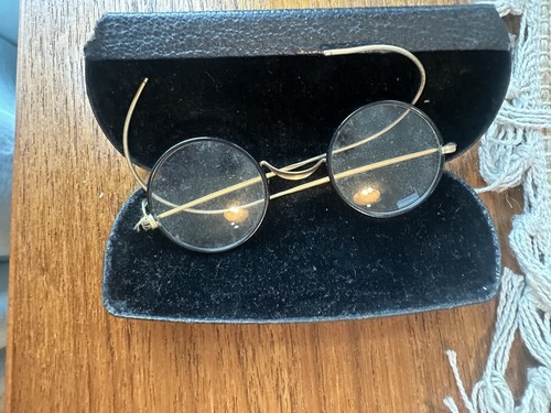 Antique vintage round - vintage, gold