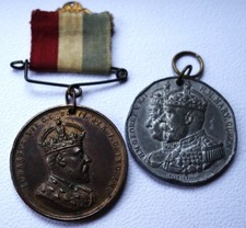 MEDALS X  2  38 MM EDWARD VII
