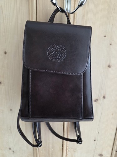 Vintage brown leather backpack - vintage,