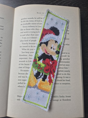 Mickey mouse with christmas - mouse,