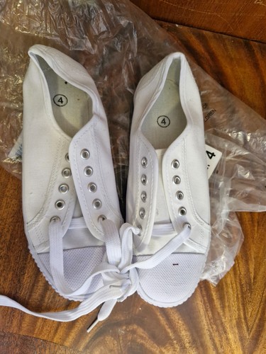 White canvas plimsoles - canvas,