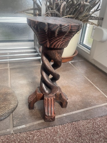 Small table pedestal plant - small,