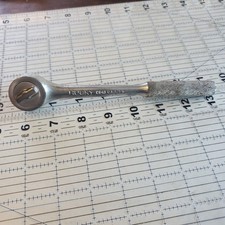 HUSKY TOOLS 3/8" DRIVE RATCHET