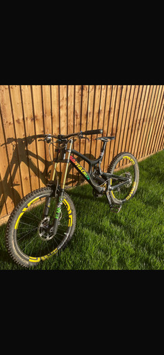 Santa cruz downhill mountain - downhill,