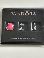 BNWT Pandora 🌟 Mini petite