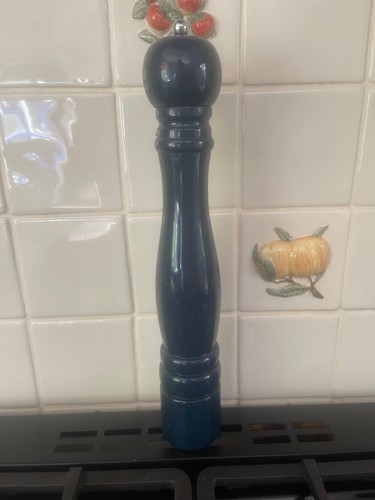 Large pepper grinder sleek - large,