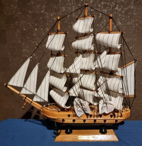 Vintage replica wooden - wooden, model