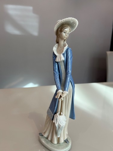 Nao lladro lady with - lladro,