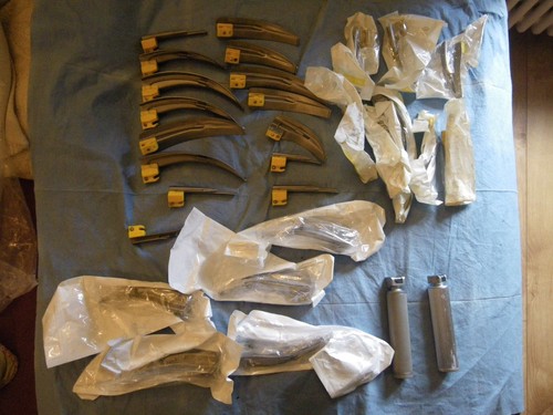 Job lot laryngoscopes and - job,