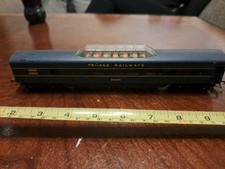 Triang Carriage 20425 OO Gauge