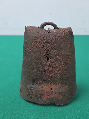 Antique cast iron - 4",