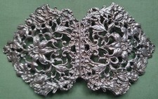 Fine quality solid Silver Nurses Belt Buckle.  London 1972.   Maker JHL. 90.6grm
