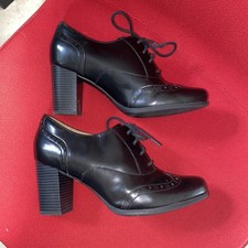 Clarke’s Ladies Leather Black Brogue Lace Up Shoes UK 5.5 D width 