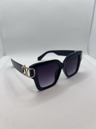 Stylish black frame with gold - stylish,