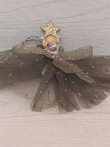 Vtg home decor - angel, doll