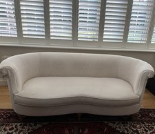 WESLEY BARRELL CLANFIELD SOFA