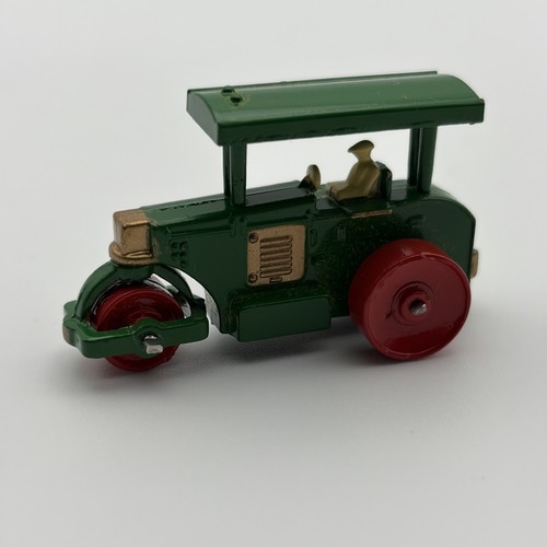 Vtg 1988 matchbox red - 1988,
