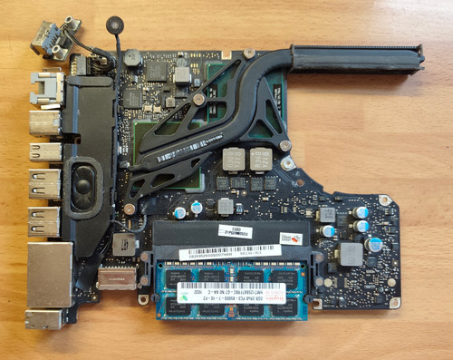 Apple macbook pro - macbook, inch