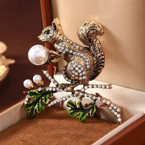 Vintage style inspired winter - inspired,