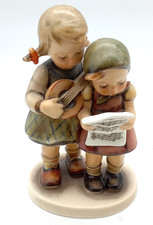 HUMMEL / GOEBEL - 336 - Close Harmony (Girls Singing) - Figurine - 13.5cm Tall