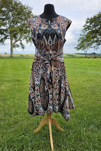 Bnwt apricot tie front - bnwt,