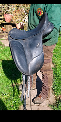 Black leather dressage saddle - leather,