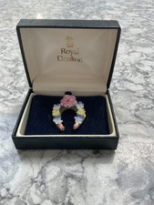 Royal Doulton Horse Shoe Flower Brooch