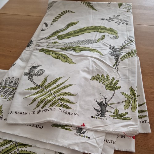 Baker iconic fern print - j,