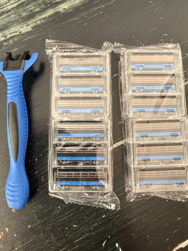 Mens x12 pack razor blades - pack,