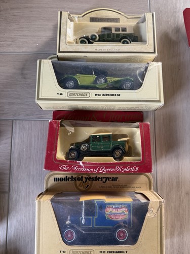 Corgi matchbox diecast - &,
