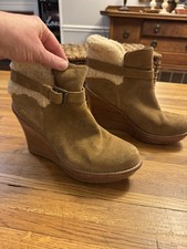 UGGs Australia Brown Chestnut