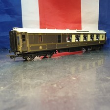 Hornby OO Pullman Car No.154