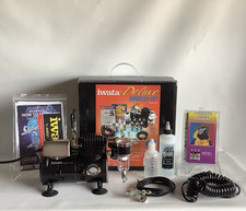 Iwata-Medea Deluxe Airbrush