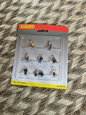 Hornby R560 City People