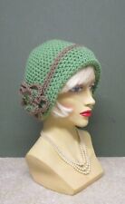 1920S GREEN & TAUPE HAND