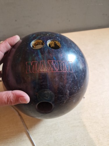 Maxim bowling ball 11lb purple - bowling,