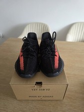 adidas Yeezy Boost 350 V2