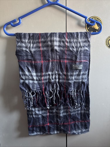 Burberrys 100 cashmere scarf - burberrys,
