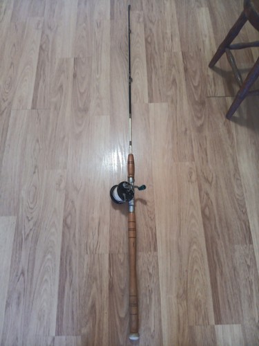 Penn vintage reel with - #85,