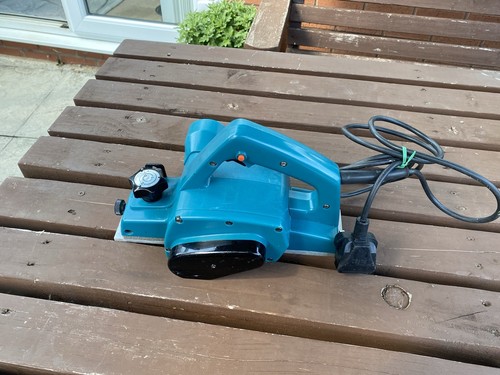 Makita power planer - power, 1923h