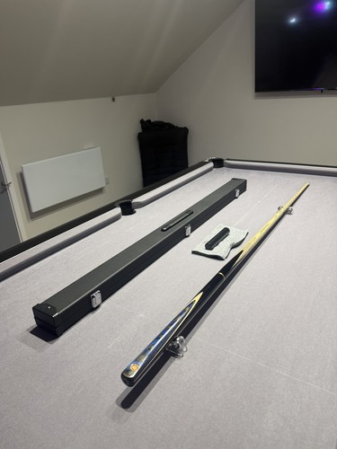 Snooker pool 4 cue - /,