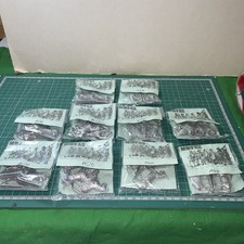 Minifigs 10 Packets 25mm A26