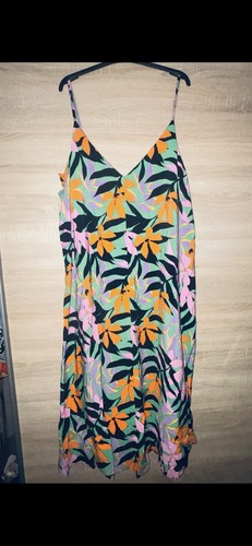 Bright floral leaf trapeze - bright,