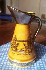 Bundle wade pottery items - of,