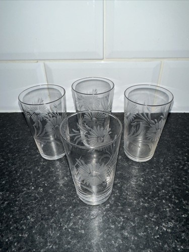 Vintage etched daisy - etched, glasses
