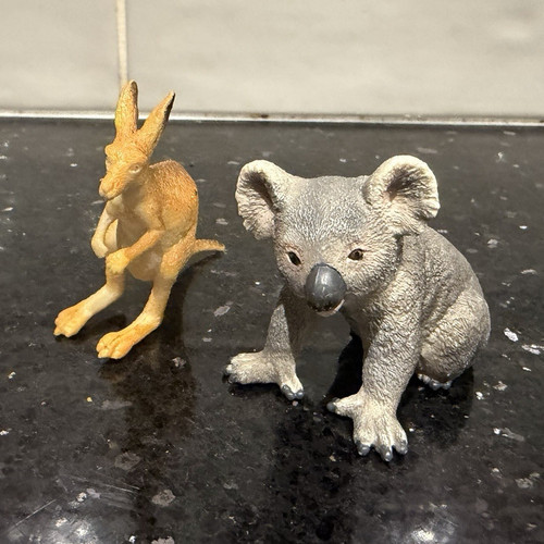 Plastic koala kangaroo - koala, &